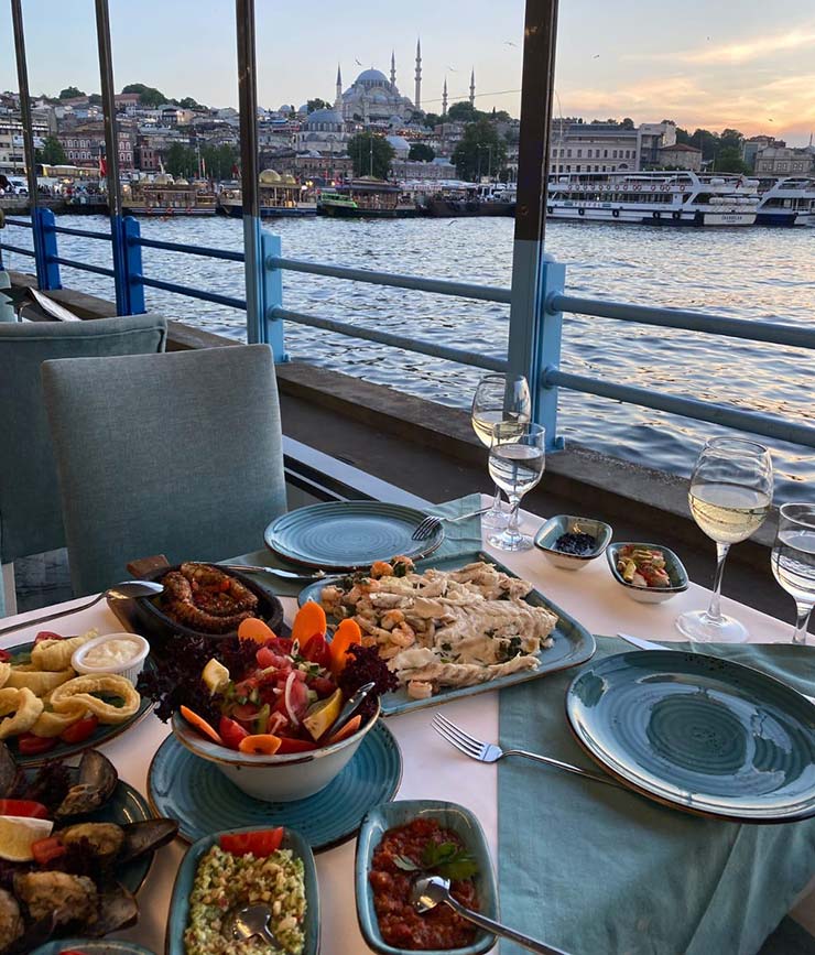 Galata Köprüsü Restaurant